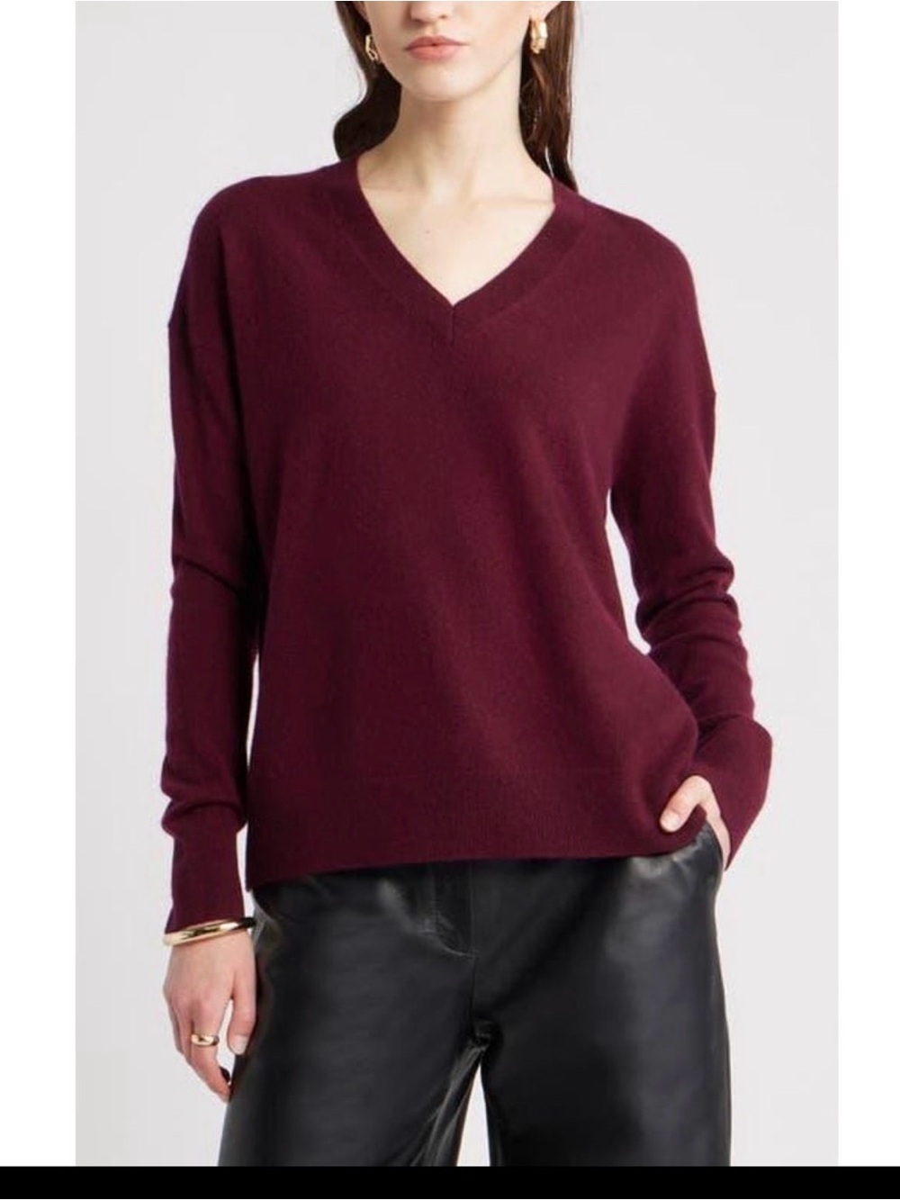 Nordstrom Cashmere Women's V-Neck Sweater in Wine